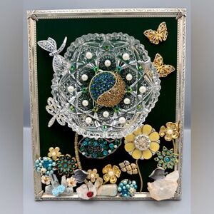 Handmade Vintage Jewelry Art Crystal Flower Framed Decor